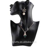 Fashion creative earring display mannequin bust custom resin necklace bust jewelry display