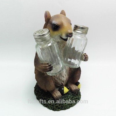 Decorative Resin Squirrel Glass Salt and Pepper Shaker Set with Holder Figurine